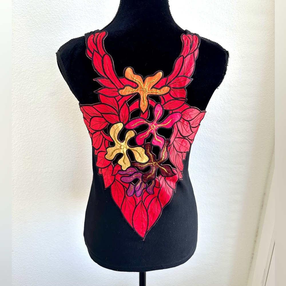 FLORAL DECAL TANK